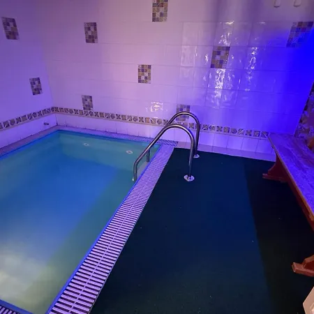 Ramzovske Sedlo & Wellness 酒店 Ramzová